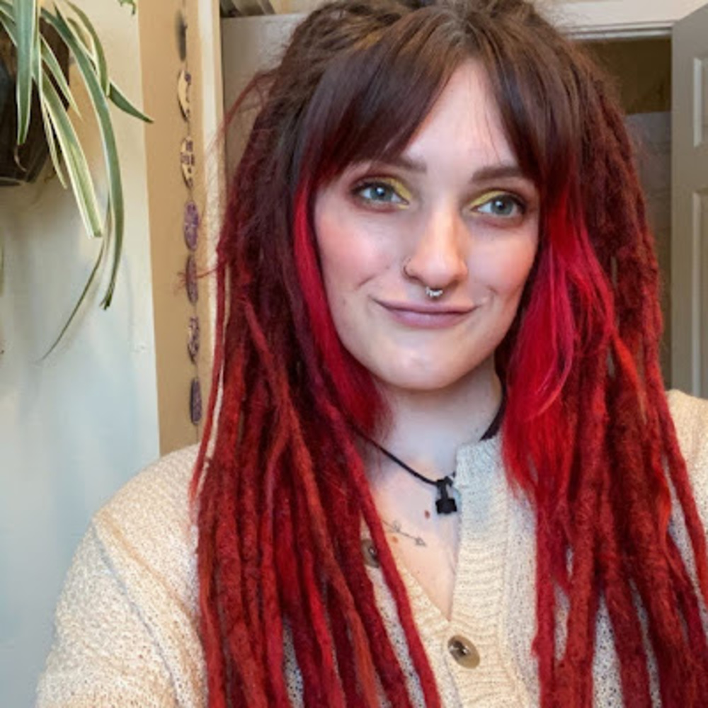 Meet your Posher, Alexandra